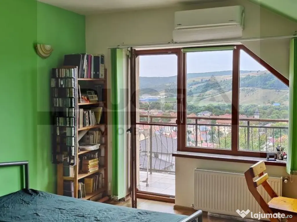 Duplex de 6 camere, 180mp, panoramă superbă, aproape de... 