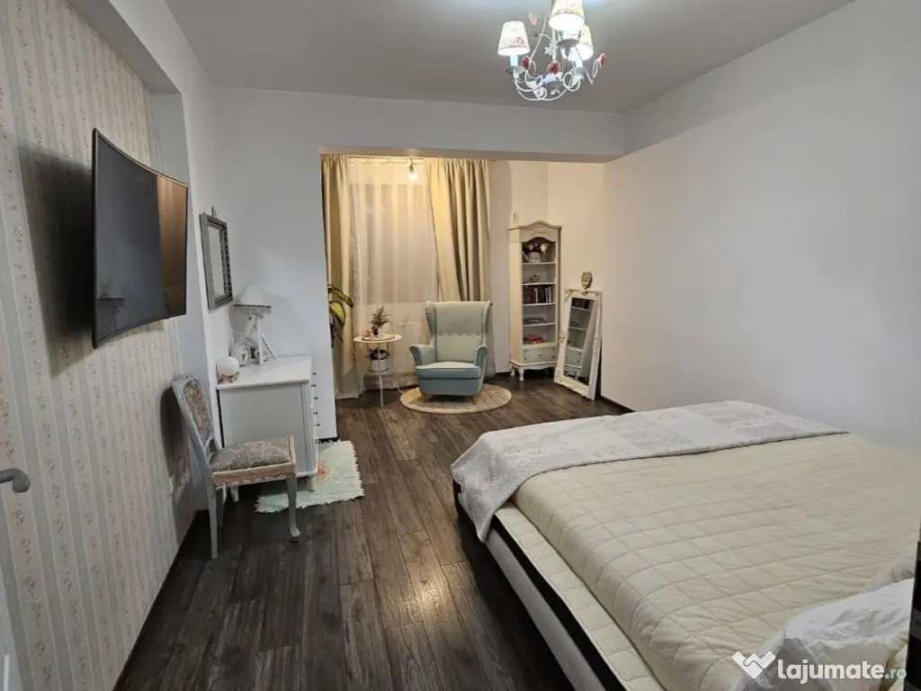 Apartament 3 camere de inchiriat pe termen foarte lung Cartierul latin