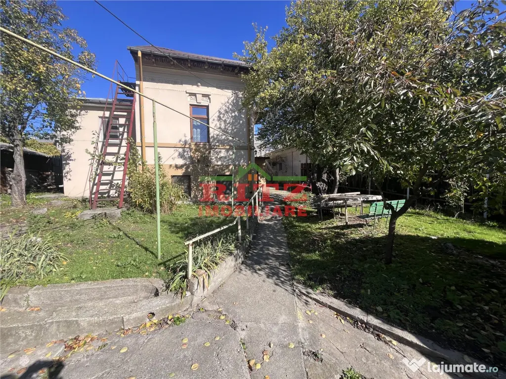 Nou! Casa D M, langa parc, ideala diverse activitati! 