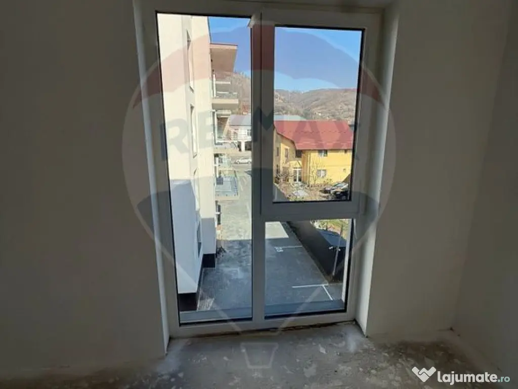 APARTAMENT 2 CAMERE DE VANZARE IN CENTRUL VECHI 