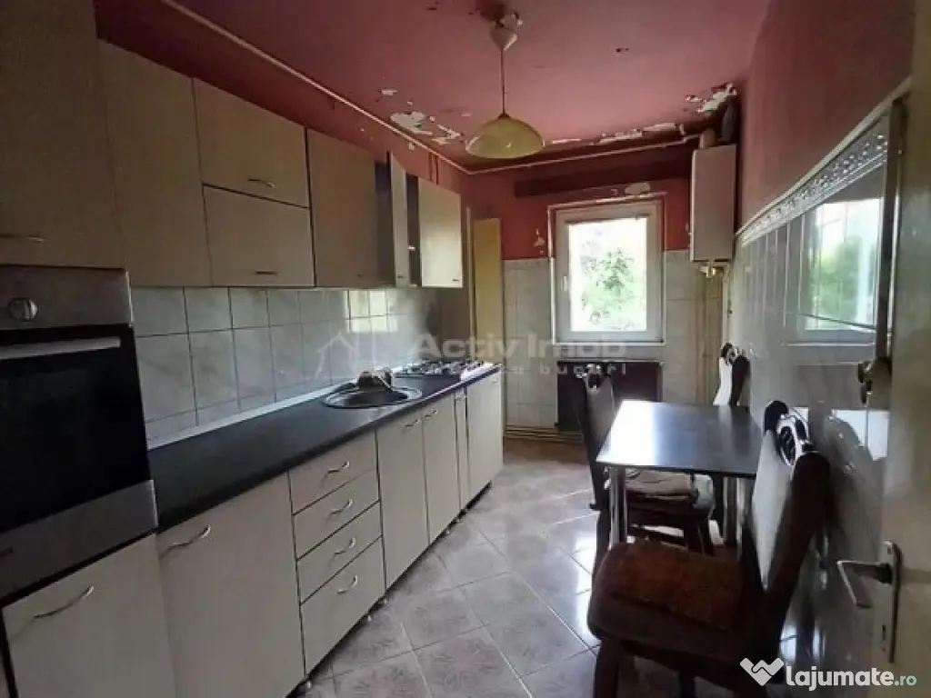 APARTAMENT 2 CAMERE BERZEI