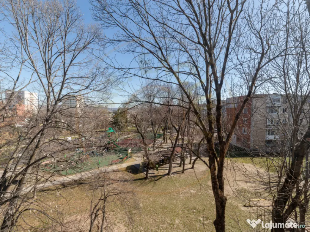 Apartament 2 camere Craiovei – Etaj 3 - vedere parc 