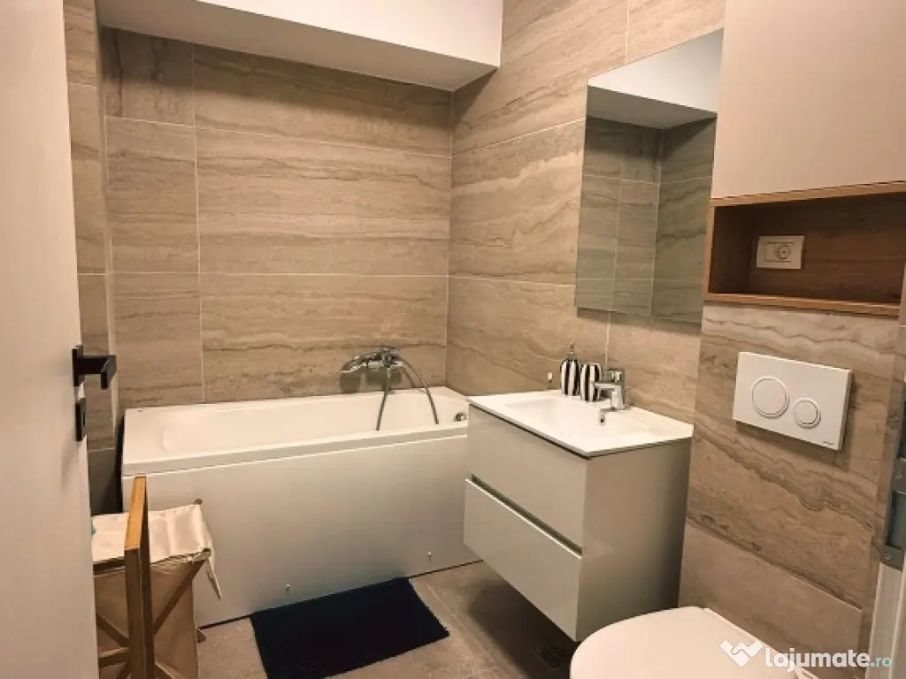 Inchiriez studio- la 7 minute de metrou-prima inchiriere 