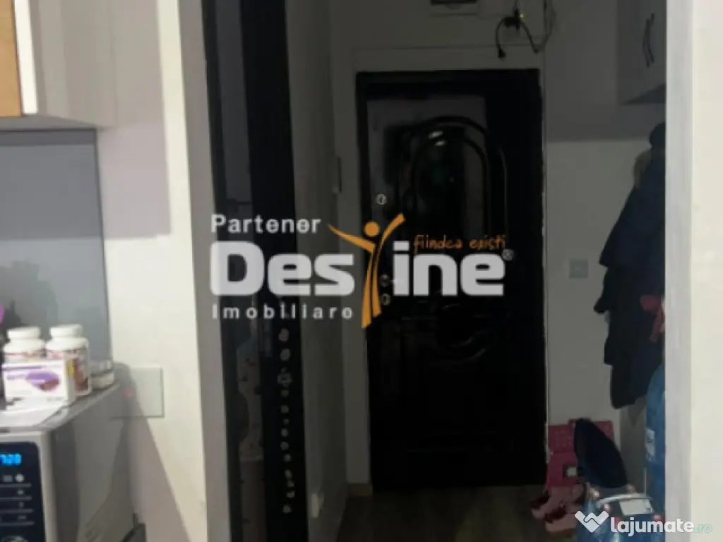 Apartament 2 camere, Victor Babes, decomandat, mobilat 