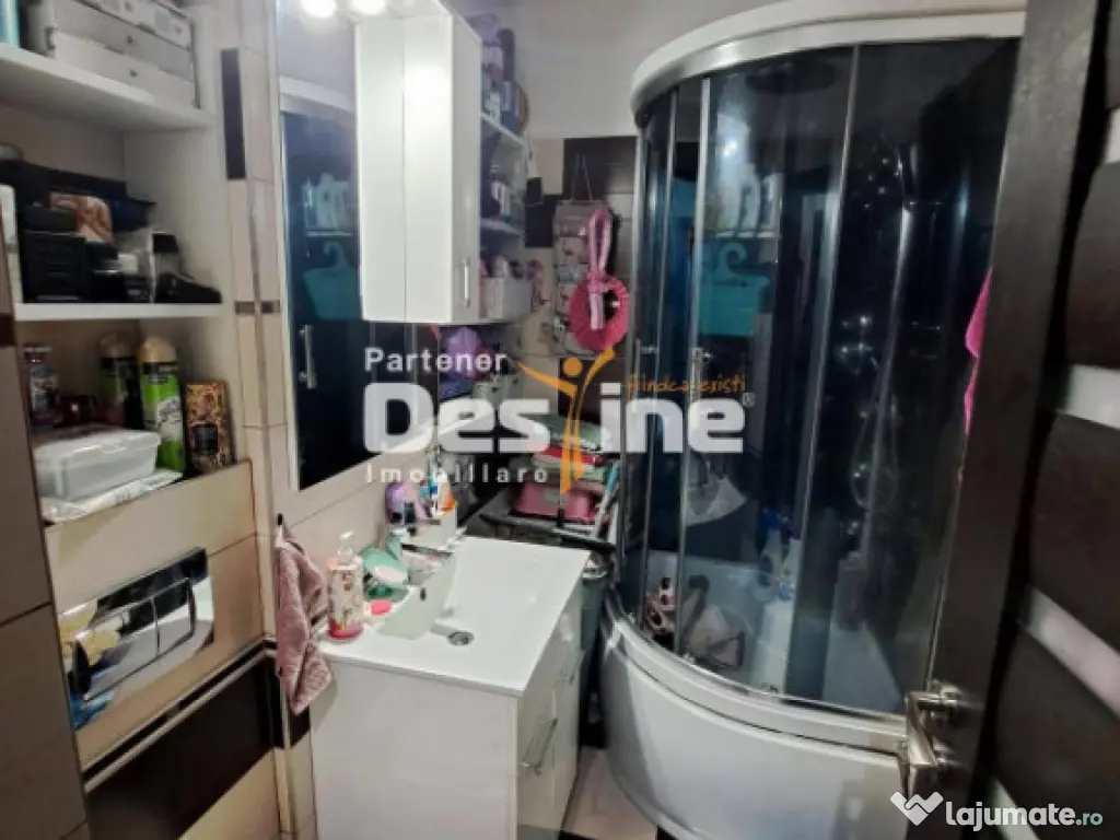 Apartament 2 camere, Victor Babes, decomandat, mobilat 