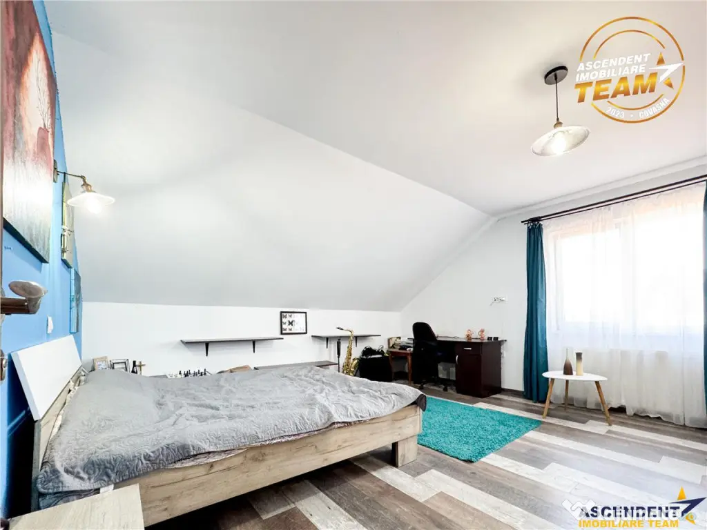 Casa primitoare si apreciabila, areal cu liniste, gradina fr 