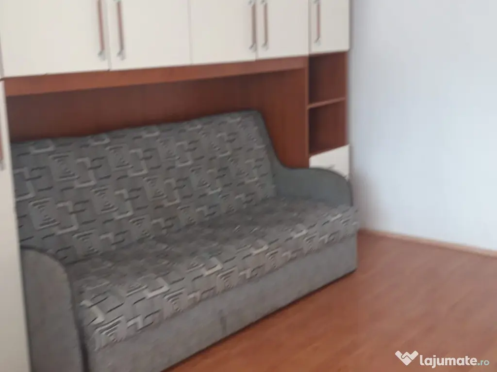 Închiriez garsonieră Galata 