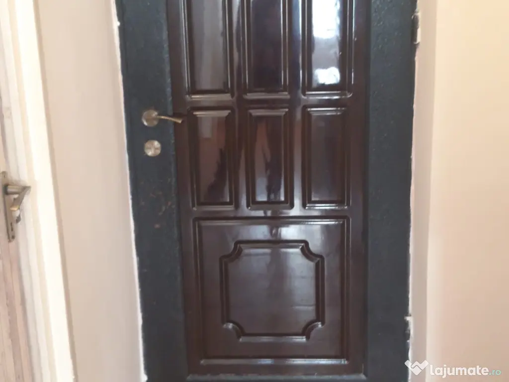 Închiriez garsonieră Galata 