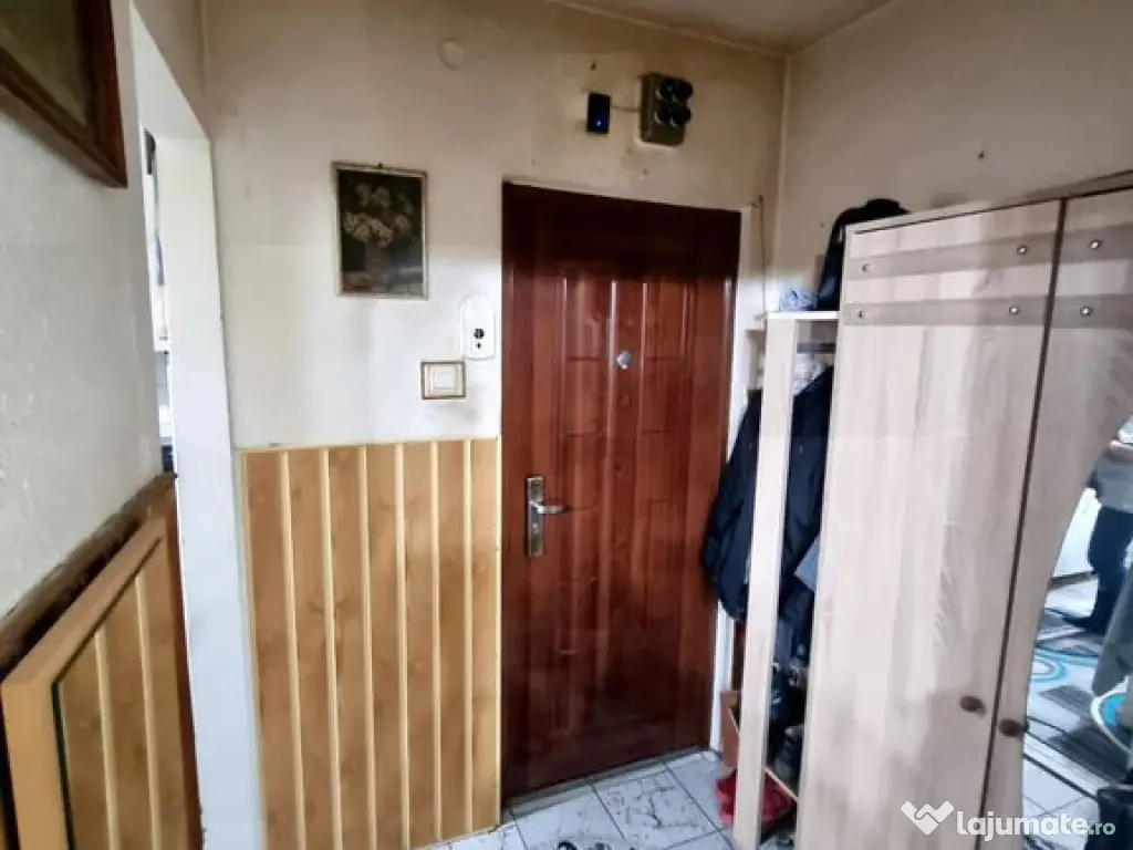 FAR-apartament 2 camere parter cu balcon 