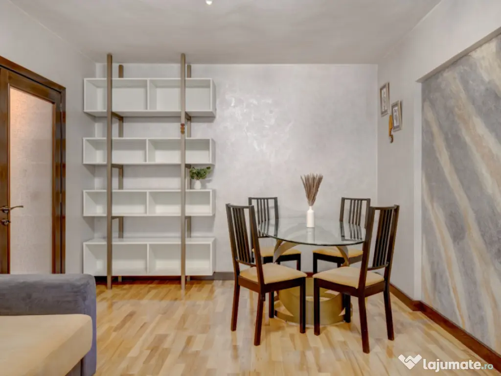 Apartament 2 camere, decomandat, stradal pe Sos. Colentina 