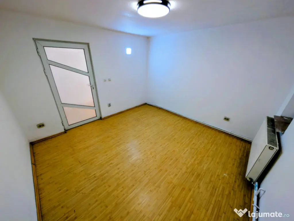 Ocazie - Casă P+M 196 mpt 5 camere 2 băi 1200 mp teren, li 