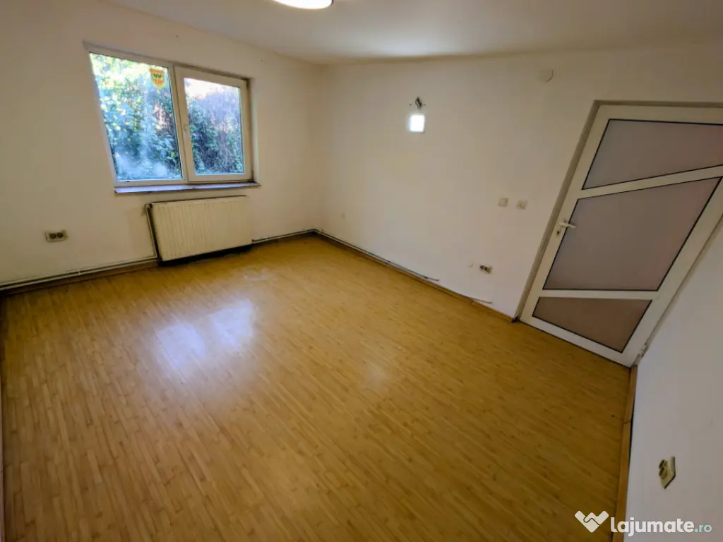 Ocazie - Casă P+M 196 mpt 5 camere 2 băi 1200 mp teren, li 