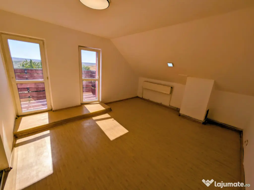 Ocazie - Casă P+M 196 mpt 5 camere 2 băi 1200 mp teren, li 