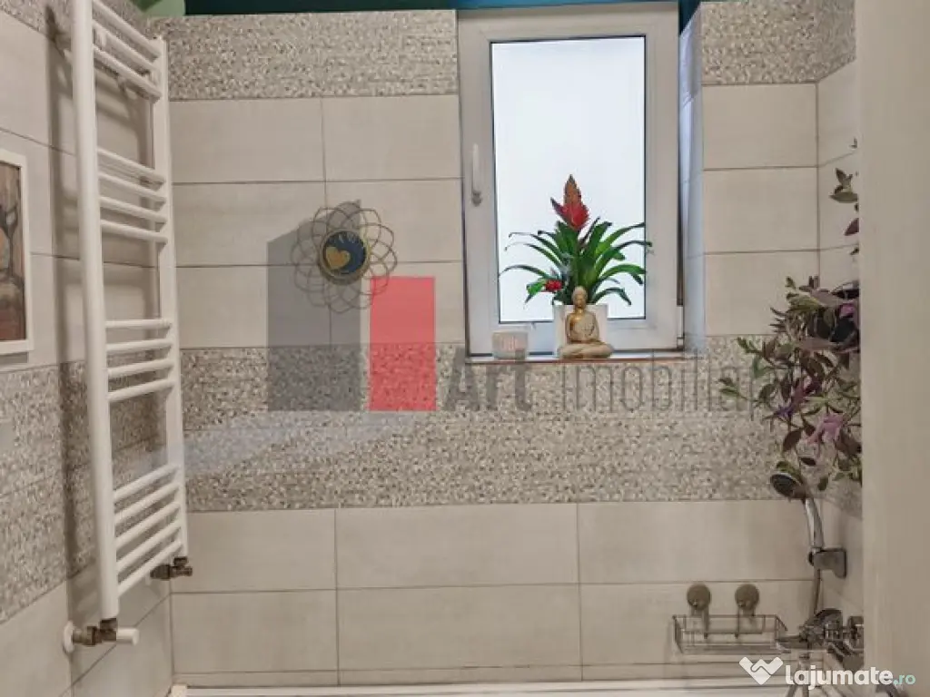 Apartament cu 2 camere de vanzare -Pacii-cu centrala-mobi... 