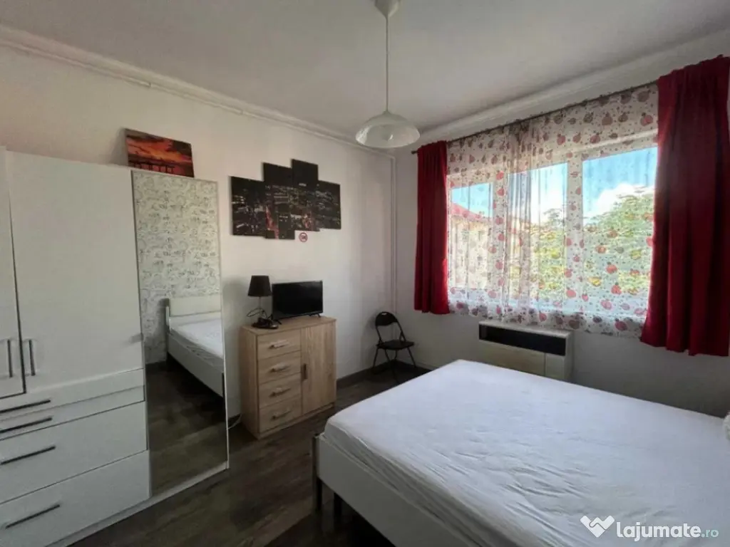 Garsoniera decomandata - zona Noua 