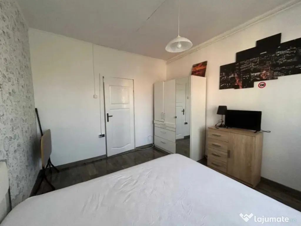 Garsoniera decomandata - zona Noua 