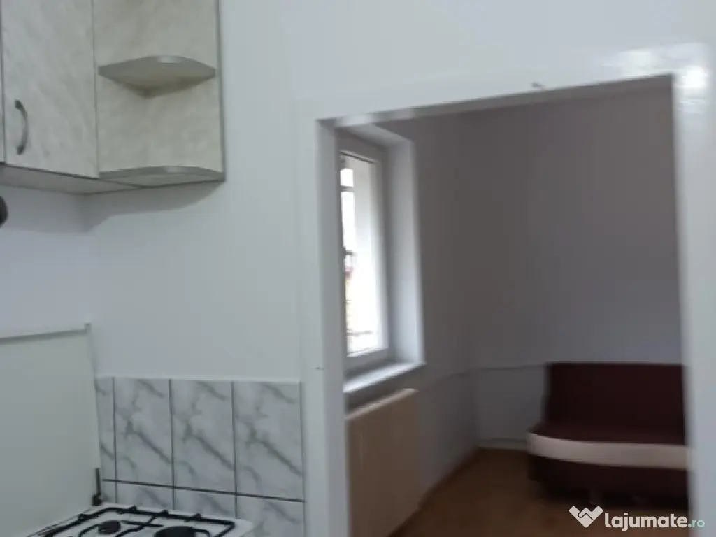 Garsoniera Confort 2 - etaj 2 - Zona Burdujeni 