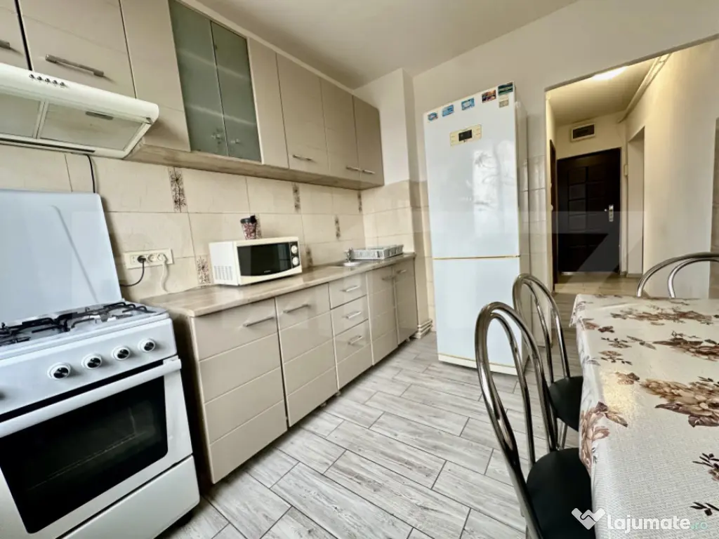 Apartament 2 camere, 55 mp, zona Circumvalațiunii - Piata U 