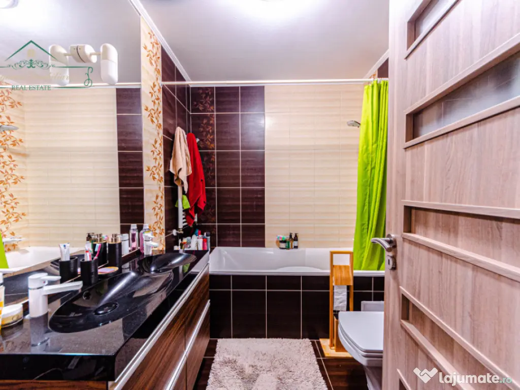 Apartament 3 camere cu centrala proprie, zona Centrala, Arad 