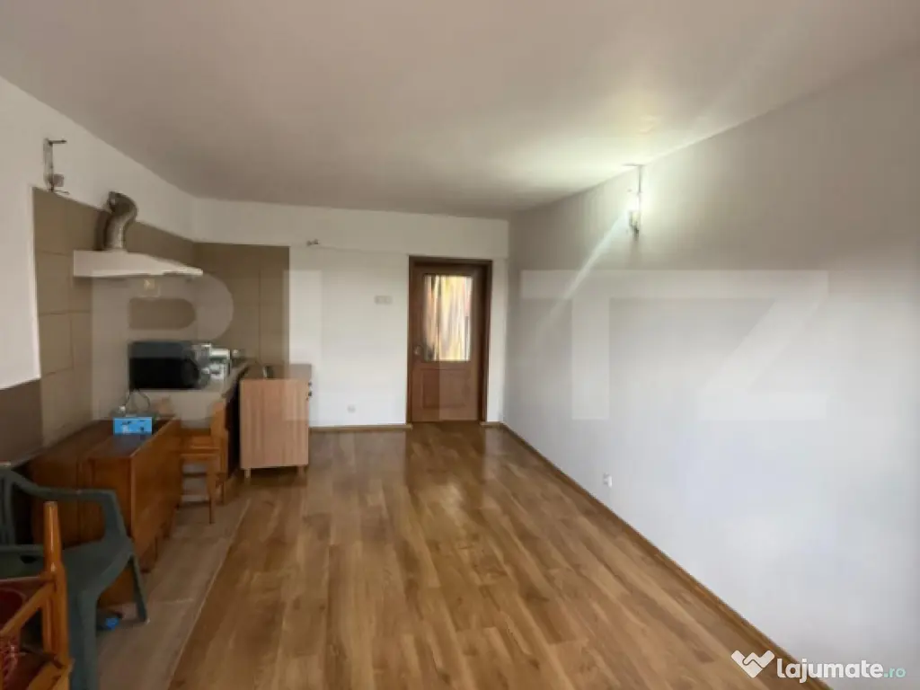 Casa spatioasa, S+P+1, 250mp, Str Ana Ipătescu 