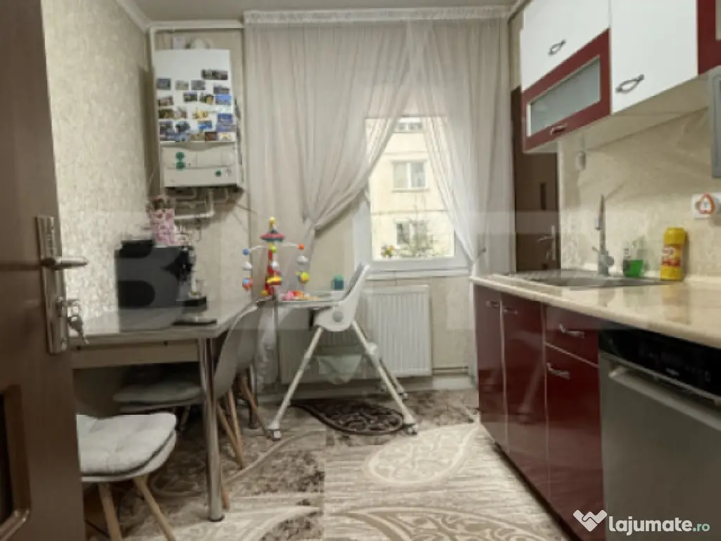 Apartament 3 camere, 65 mp, zona Unirii