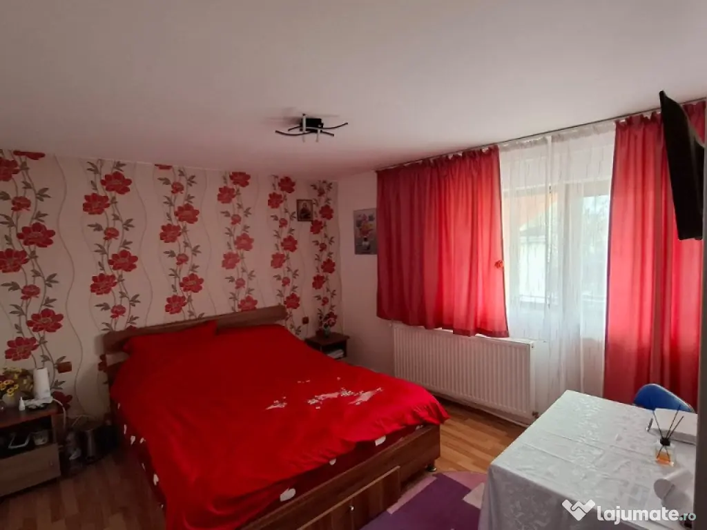 Casa în Focșani - liniște, confort și tot orașul la câțiva pași 