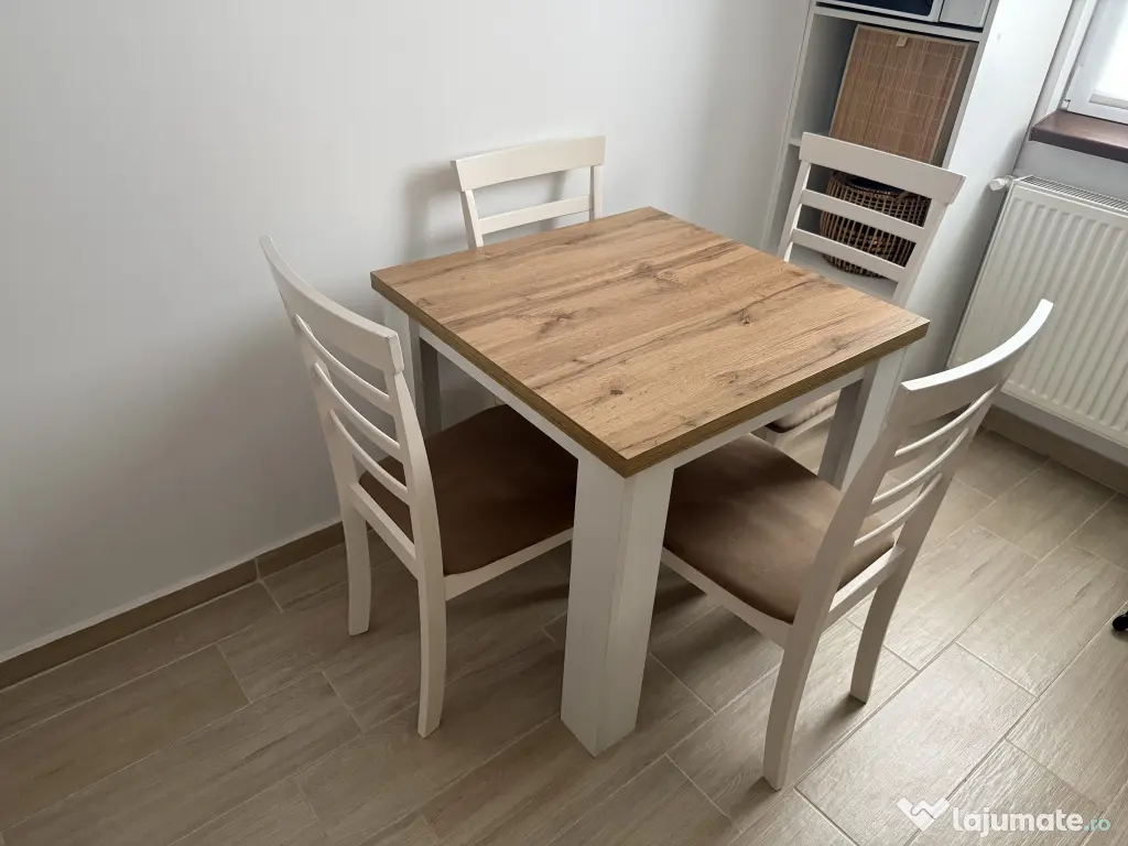 Masa si scaune lemn Jysk 