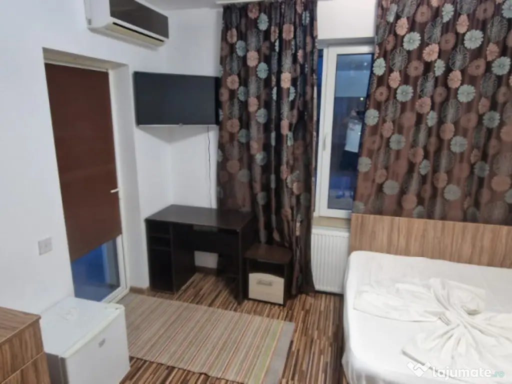 Pensiune cu 10 camere de vanzare, in Mamaia-Sat, zona LIDL 