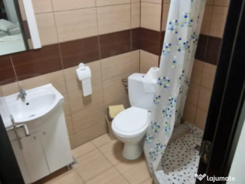 Pensiune cu 10 camere de vanzare, in Mamaia-Sat, zona LIDL 