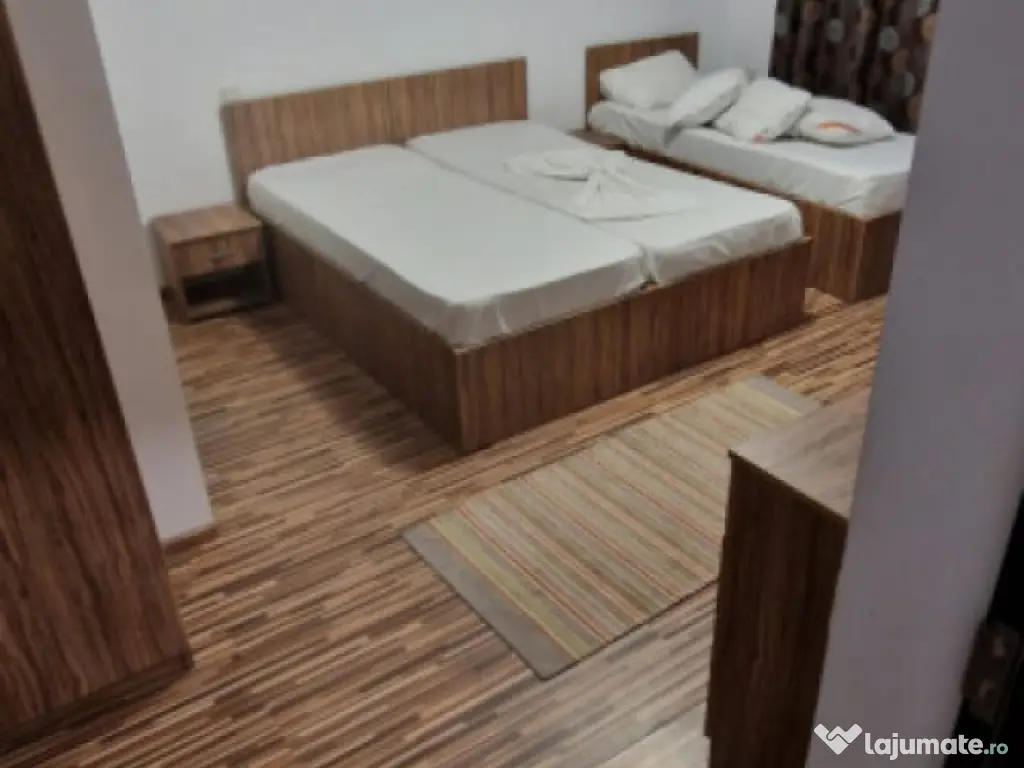 Pensiune cu 10 camere de vanzare, in Mamaia-Sat, zona LIDL 
