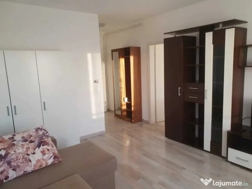 Garsoniera decomandata - zona Avantgarden