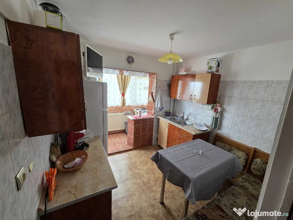 Apartament 2 camere zona CRAITER 