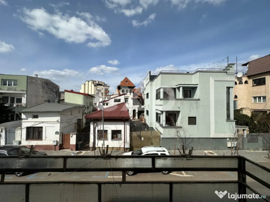 Casa 4 Camere Mosilor/Eminescu 