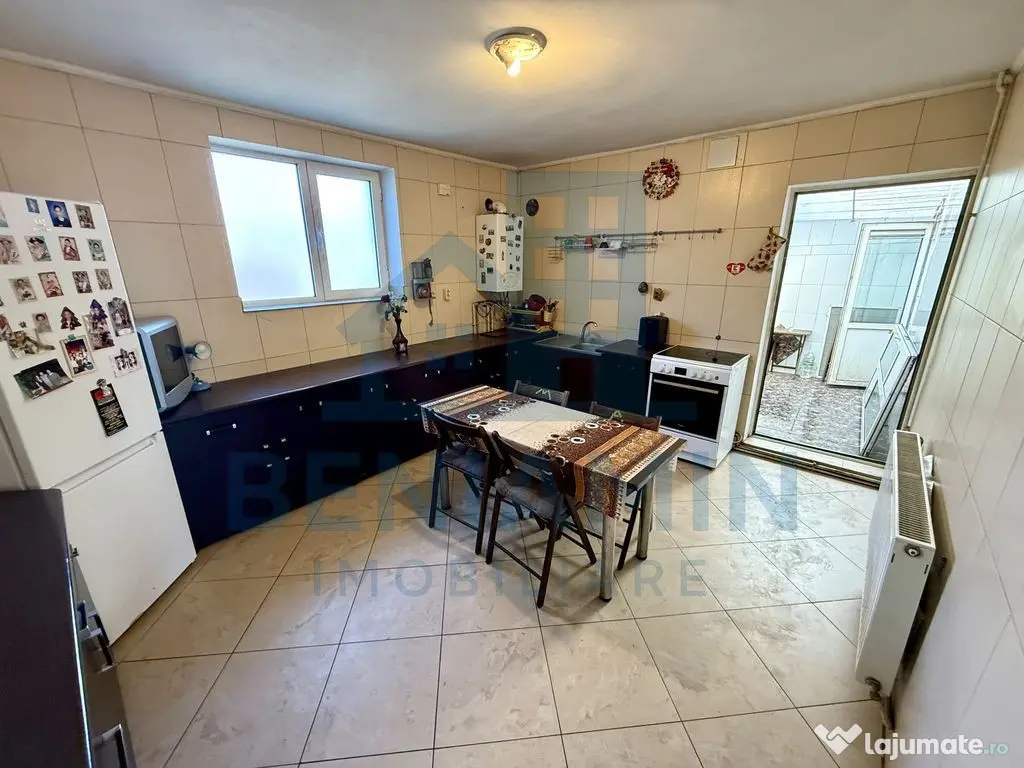 Casa langa Spitalul de Neuro-Acces auto-4 dormitoare-Fois... 