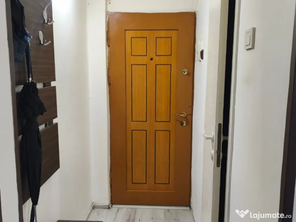 Apartament 2 camere + balcon foarte spatios in Deva, zona Dacia 