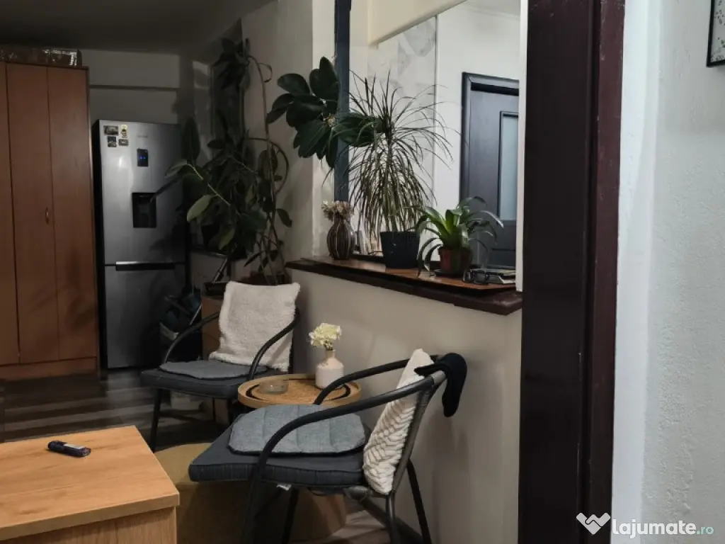 Apartament 2 camere + balcon foarte spatios in Deva, zona Dacia 