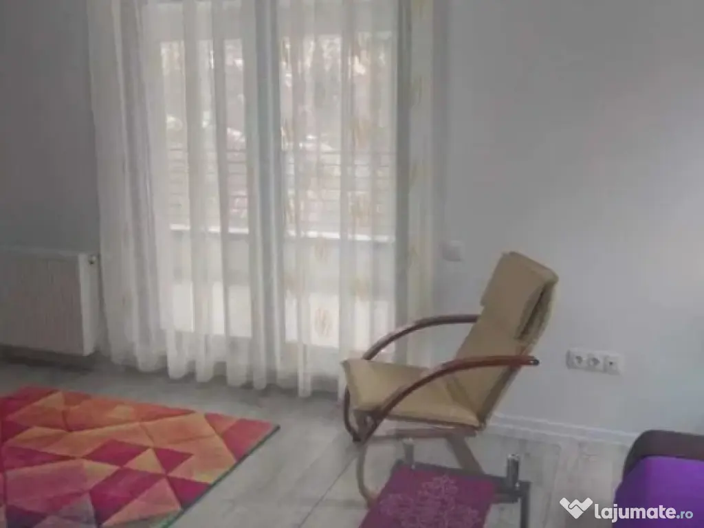 Apartament 2 camere, decomandat - zona Centrul Istoric