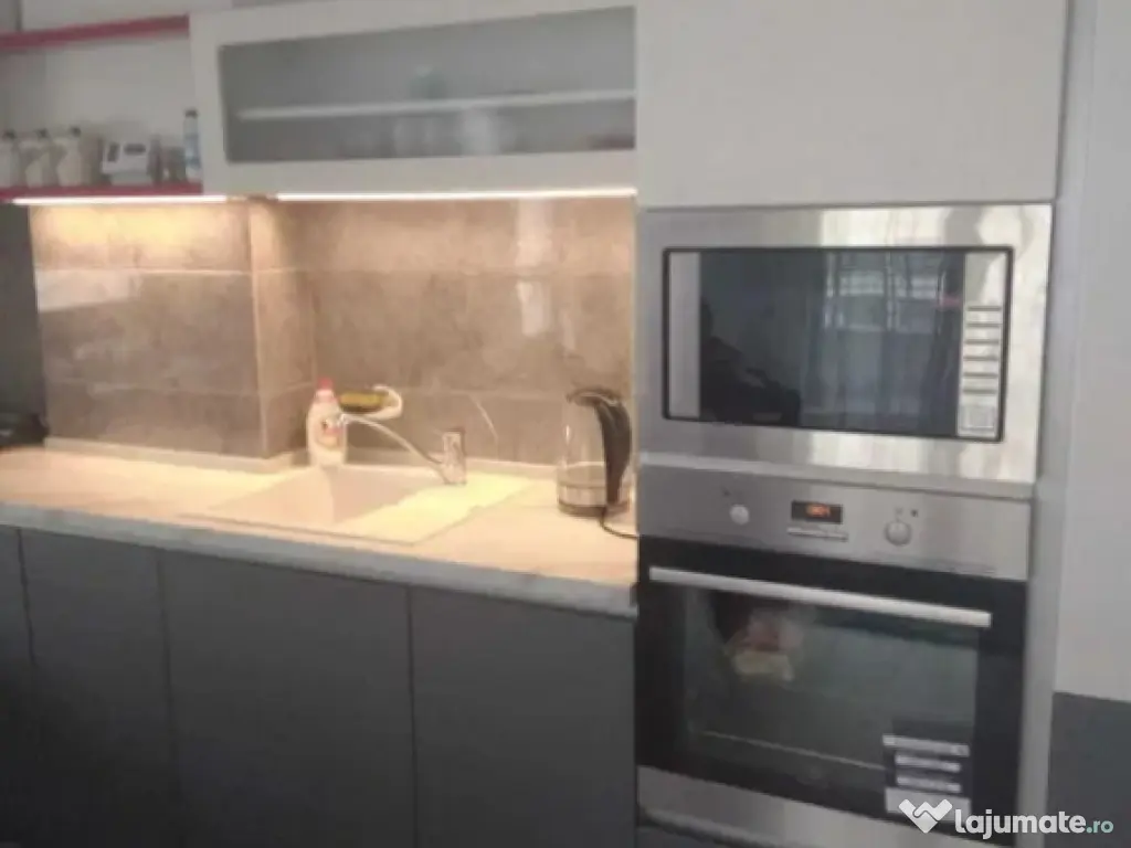 Apartament 2 camere, decomandat - zona Centrul Istoric