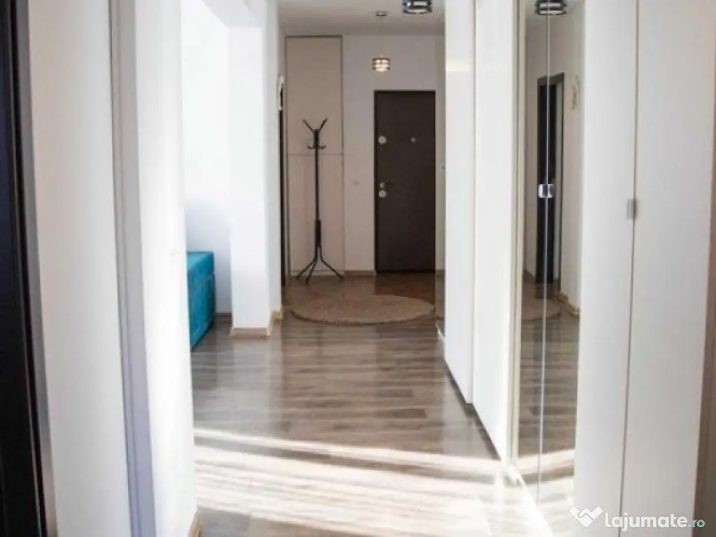 Apartament 2 camere Tractorul -Coresi,mobilat,136000 Euro 