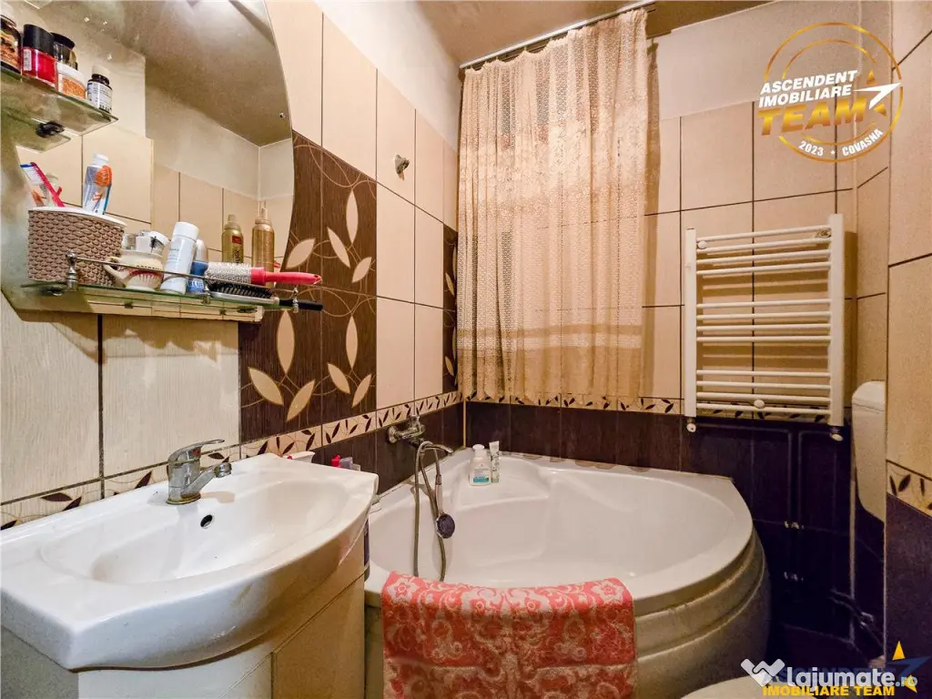 Apartament cu 2 camere 