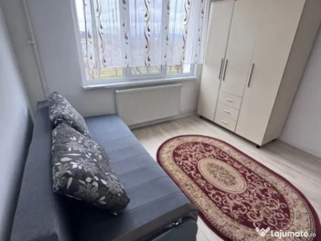 Apartament 2 camere, decomandat - zona Astra