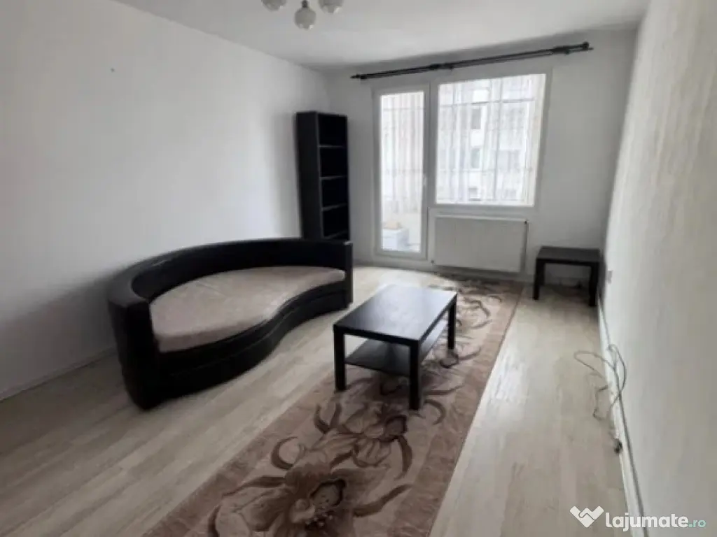 Apartament 2 camere, decomandat - zona Astra