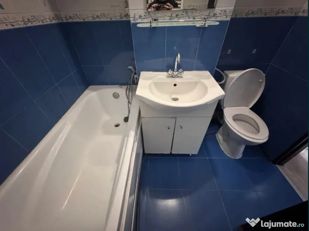Apartament 2 camere, decomandat - zona Astra
