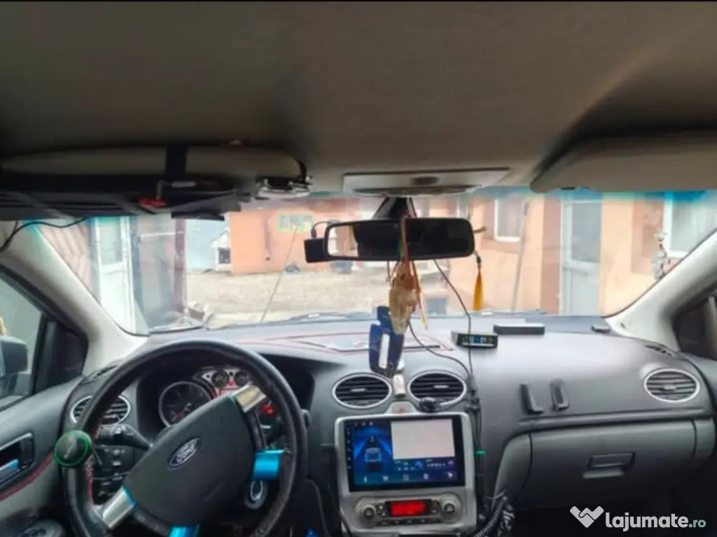 Vând Ford focus MK2 