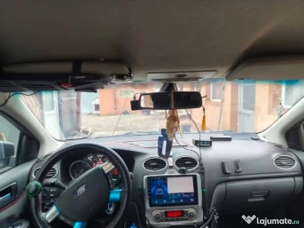 Vând Ford focus MK2 