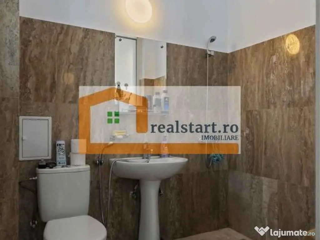 Pta Romana, Vedere spectaculoasa, Renovat total, inclusiv... 