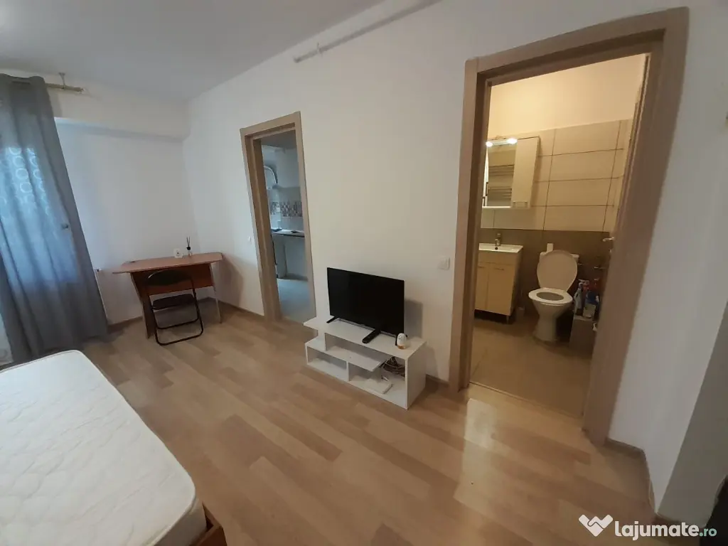 garsoniera de inchiriat 
