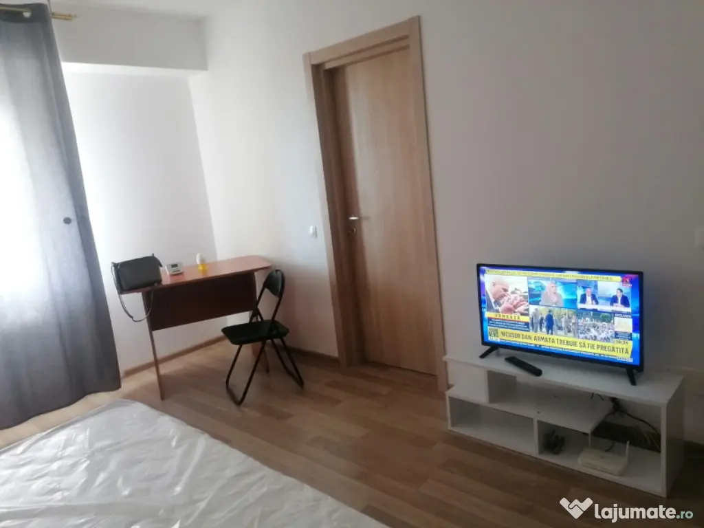garsoniera de inchiriat 