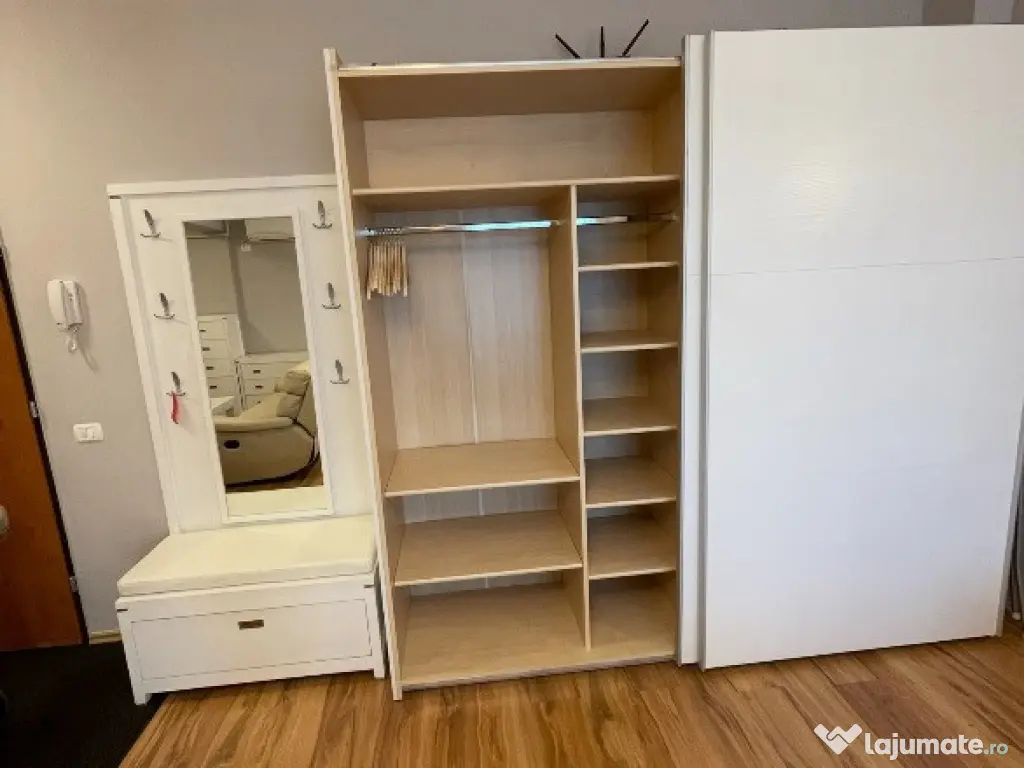 Inchiriez studio dublu vedere Parcul Tineretului, bloc 2008, etaj 7