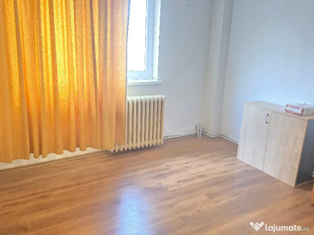 Vand apartament 3 camere Deva, ultracentrală Lido-Casa de Pensii, et 2 